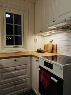 Cozy cabin in the middle of peaceful surroundings - 9