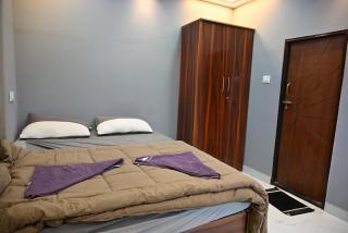 Luxury Private Farmhouse Pool & OutdoorMovie Night - 3