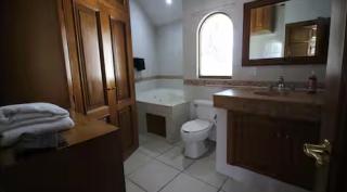 Casa bien comunicada en Zapopan - 9