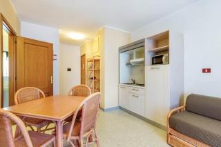 Inviting Rina Sea Apt 1BR - 3