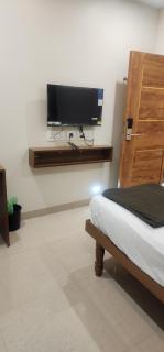 SRI KRISHNA LODGE - 4