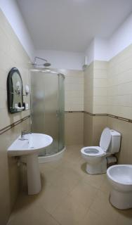 Home Select Tirana 9 - 3