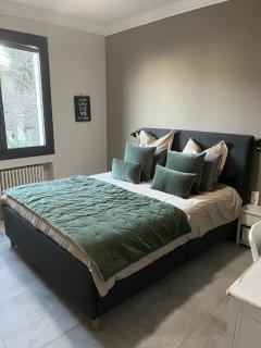 Villa Magnanarelle Exclusive Provence House with Pool & Panoramic Views - 4