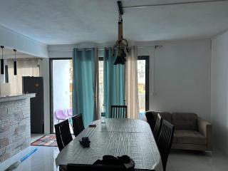 Relaxed and Tropical - 7