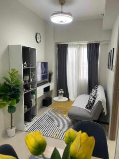 Condo Transient by Eugenio Tan - 6