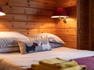 4 Bed in Higher Clovelly 00360 - 1