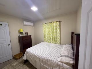 xcelente lugar en montecristi muy céntrico todo cerca - 0