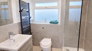 Sandbanks Sleeps 4 Beach Pass 1 Dog - 1