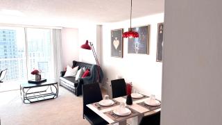 Skyline Dreams | Elegant Condo with Bay Views - 8