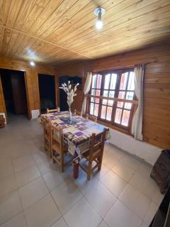 Cabaña al pie de la montaña - 5