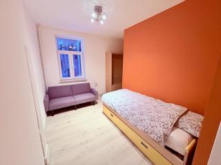 The servants' quarters - 2