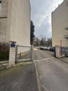 Le jardin secret de Sèvres -proche de Paris - 7