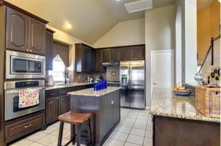 Cozy Room in Residential House - 6