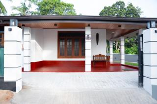 Moonshire Villa Kalutara - 1