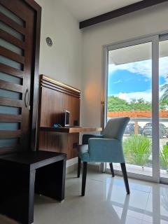 Mareazul Lovely Swim-up Family apartment and beach club - 6