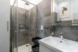 Gliwice Central Studio by BookingHost - 7