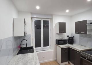 Appartement rénové à neuf Centre Gare Gisors - 2