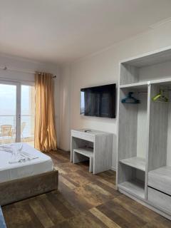 Blumont aparthotel durres - 2