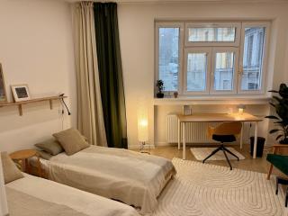 Bratislava Cozy Corner Apartment - 2