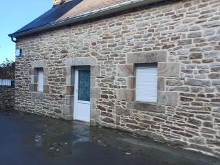 gite au calme centre finistère jardin clos - 9