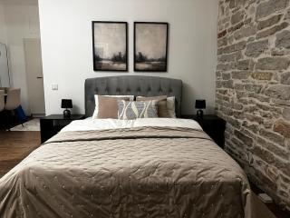 Old Town design studio - 3 min to Christmas market - 1