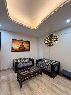 Pasha's Penthouse - 5