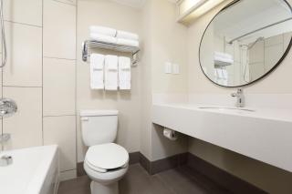 Canad Inns Destination Centre Polo Park - 7