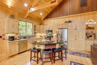Right Arm Ranch Luxe Port Angeles Family Cabin! - 5