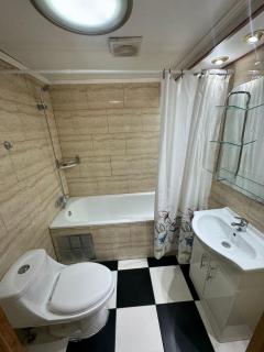 Hostal BLACK&Pink - 4