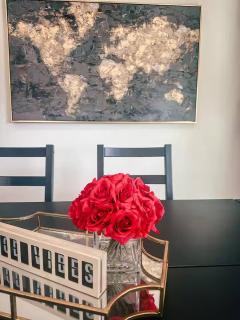 The Scarlett Rose. Charming 2 Bed in OCC! - 3