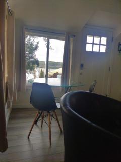 Lake & Mtn Views, Modern Comfort for 2! - 6