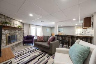 Spacious Duplex Home in Downtown Indy-Family Friendly - 5