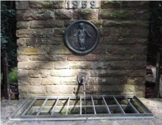 kirchhaus erbaut in jahr 1839 - 1