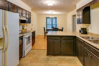 Fayetteville Vacation Rental with Yard! - 8