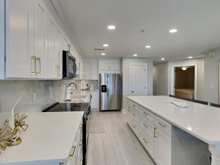 Crystal Dunes #406 - 9