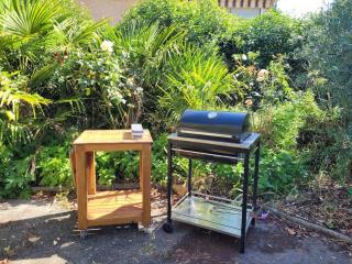 comfortable family home - 9