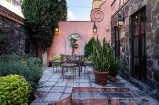 3BR Guadalupe Home, Near Centro with Private Rooftop - 7