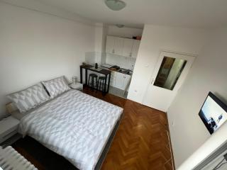 AG Apartman - 3
