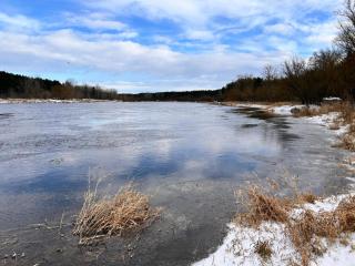 Dom z linią brzegową Narwi - 7
