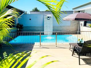 Casa com grade na piscina,ideal para familia com crianças - 8