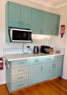 Penguin Beach House - 8