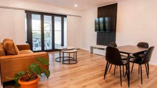 Lagoon Apartments - 4