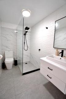 Lagoon Apartments - 8