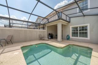 9 min to Disney w Pool- 4BD 3BA - FREE Waterpark - 7