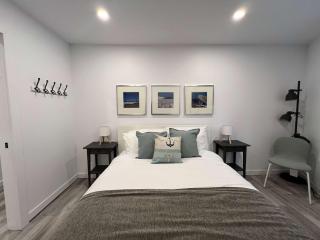 Serenity 1BR & 1 DEN Home at Folsom Ave - 9