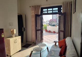 Singh Loft - Cozy 2nd Floor Penthouse - 7