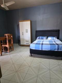 Hummingbird Hostel - 1