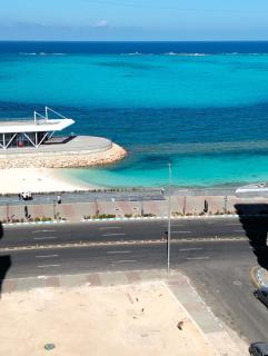 Golden Sea View Luxury Escape - 9