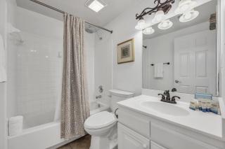 The Inn At Crystal Beach #510b - 2