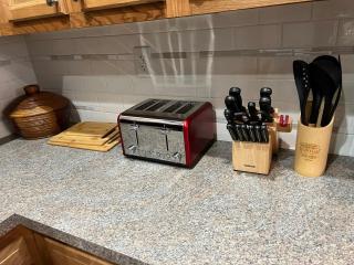 Charming home in heart of St Joseph 30 Plus days - 9